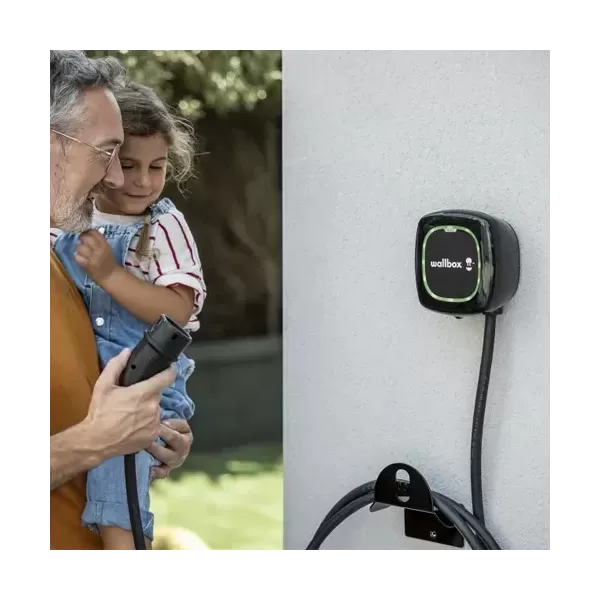 Wallbox Pulsar Plus 7,4 kW con Cavo | Solar Stock